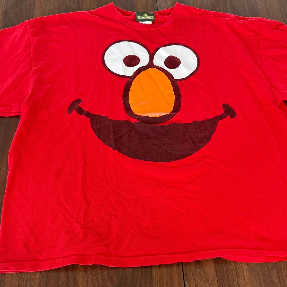 Vintage Elmo Big Face Red T-Shirt